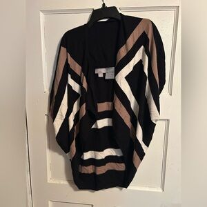 Jana Women's Black and Brown Cape